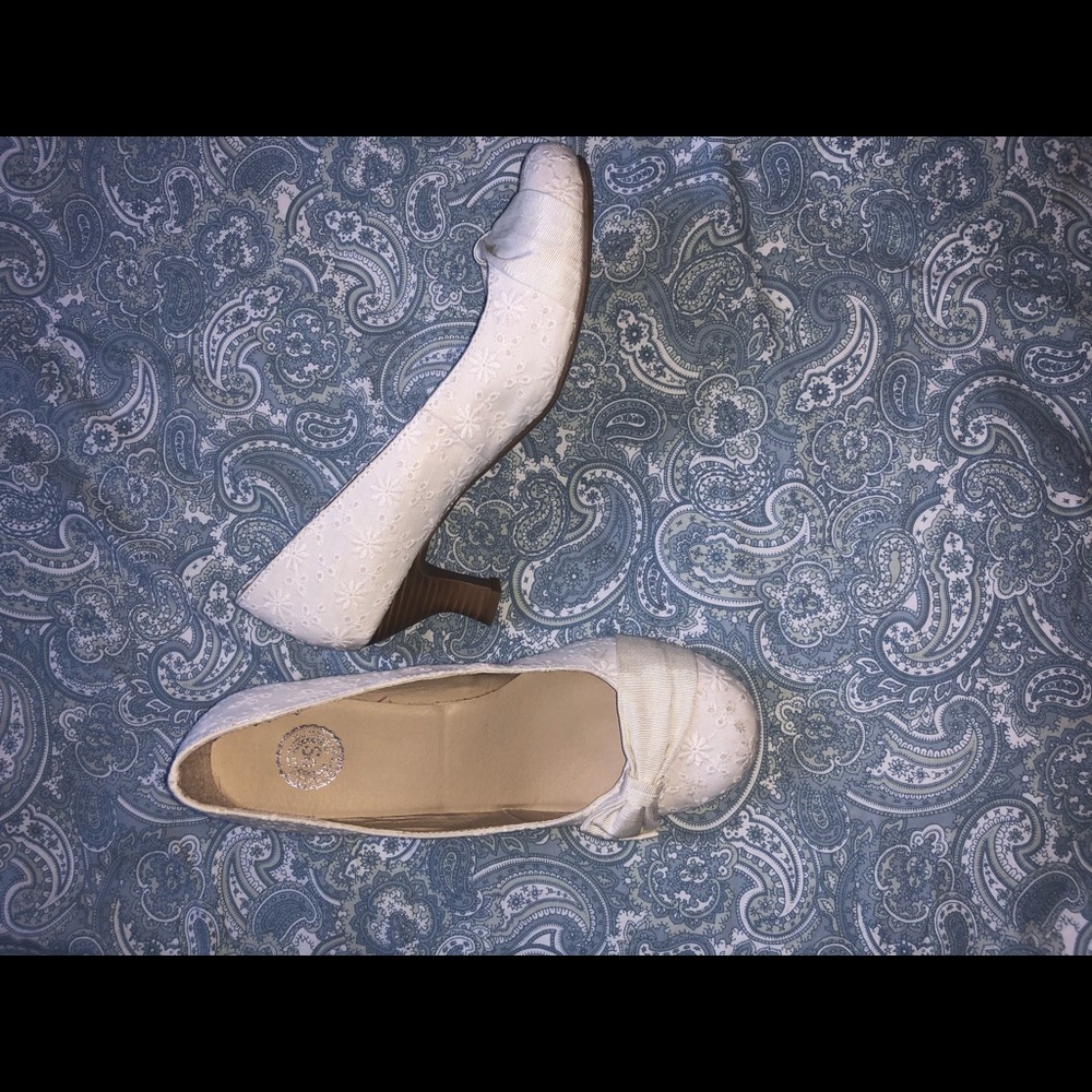 White lace bridal shoes